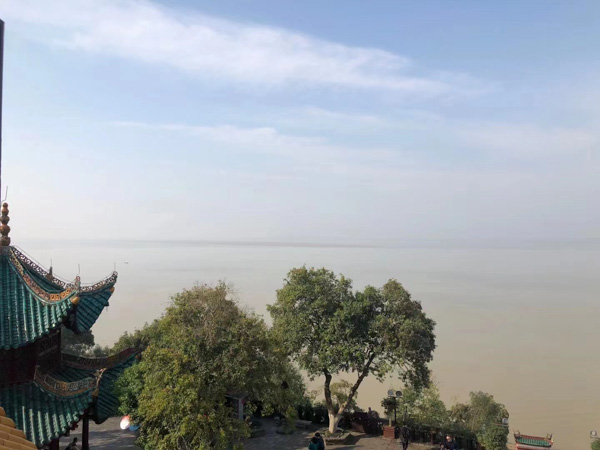 上海刑事案件律師來講講合同詐騙罪判決標準的解析與探討