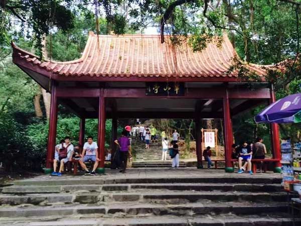 跨國犯罪案件如何確定管轄權和進行證據審查？上海請刑事律師來回答