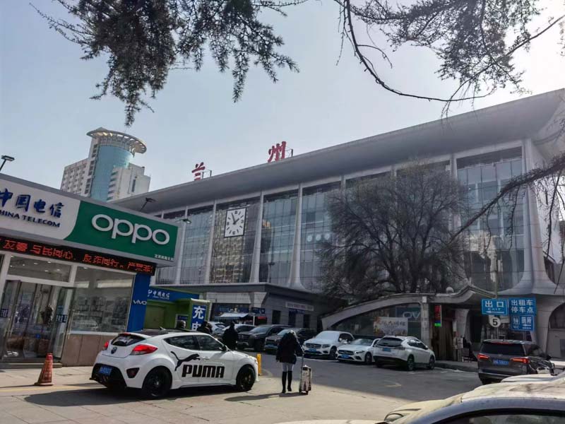 誹謗罪的點(diǎn)擊轉(zhuǎn)發(fā)狀態(tài)是否不同于先例？上海刑事律師告訴您