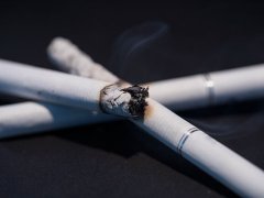 以虛構的單位或者冒用他人名義簽訂合同