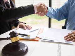 <b>揭秘：上海刑事辯護(hù)律師如何應(yīng)對(duì)收贓立案難題</b>