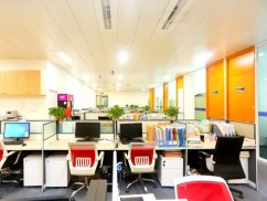 <b>勇敢反擊還是違法？上海刑事辯護(hù)律師帶你解讀正當(dāng)防衛(wèi)的邊界</b>